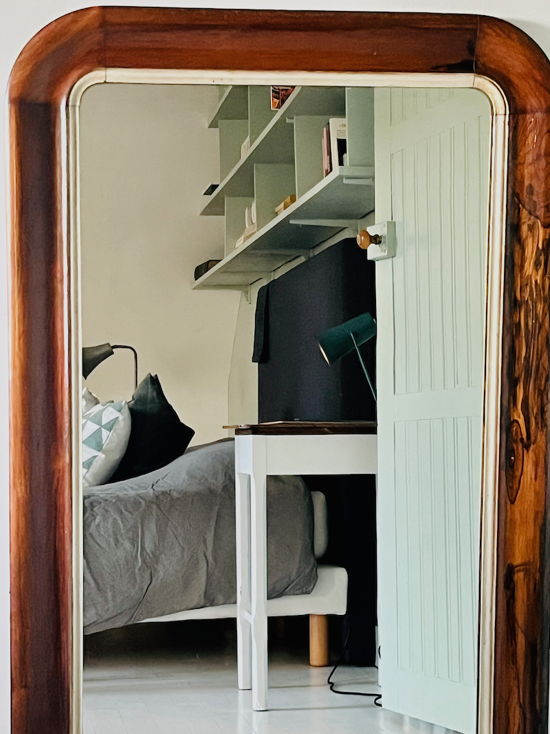 chambre-verte-miroir.png